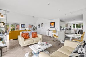 Photo 21- click for photo gallery